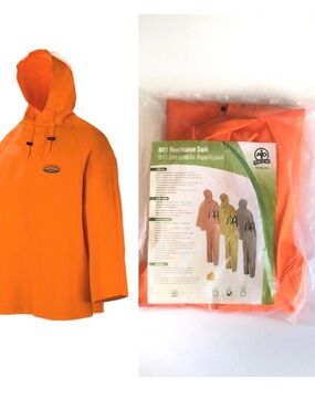 Size Medium 801 Hurricane Rain Jacket with Attached Hood Unisex